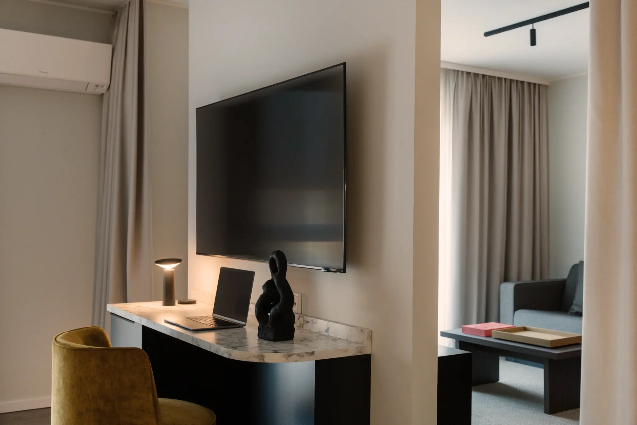 Loft 03