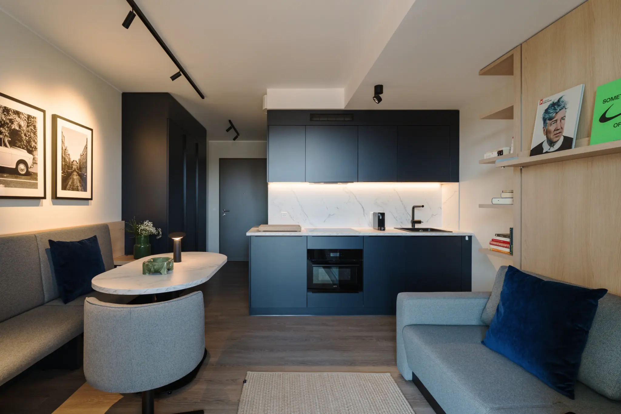 Studio Premium 06